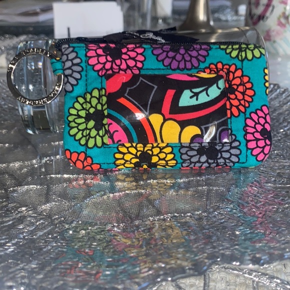 Vera Bradley Accessories Nwot Vera Bradley Disney Id Holder Poshmark